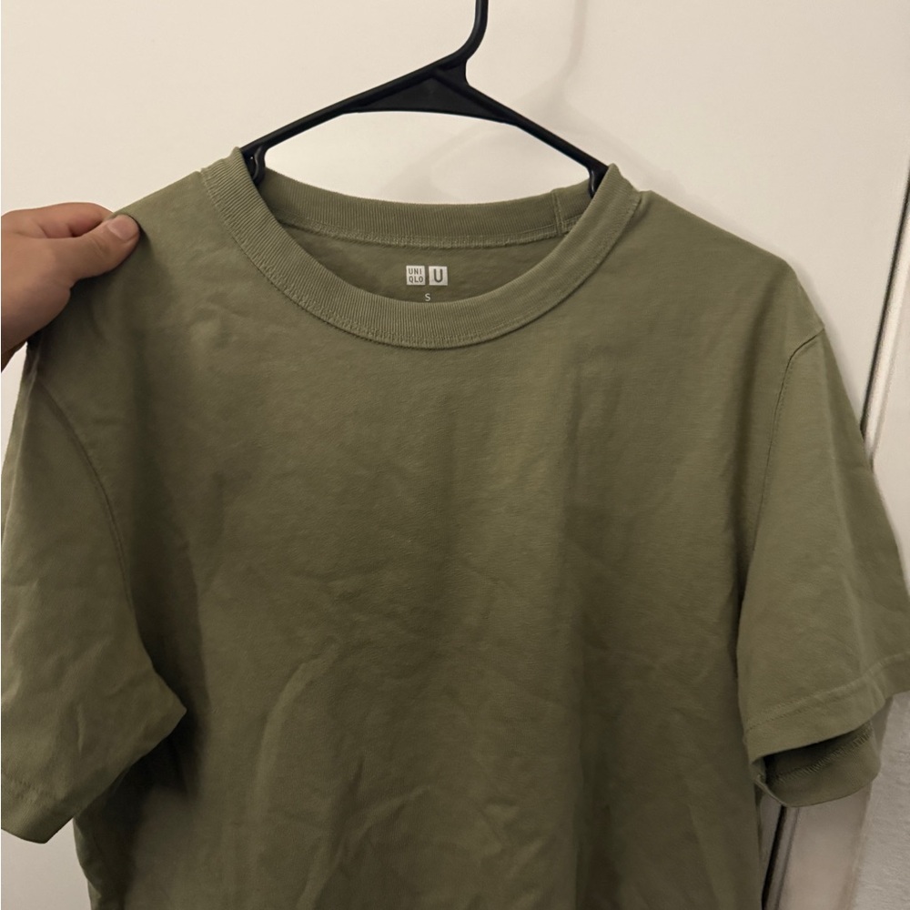 Uniqlo Olive Green T-Shirt